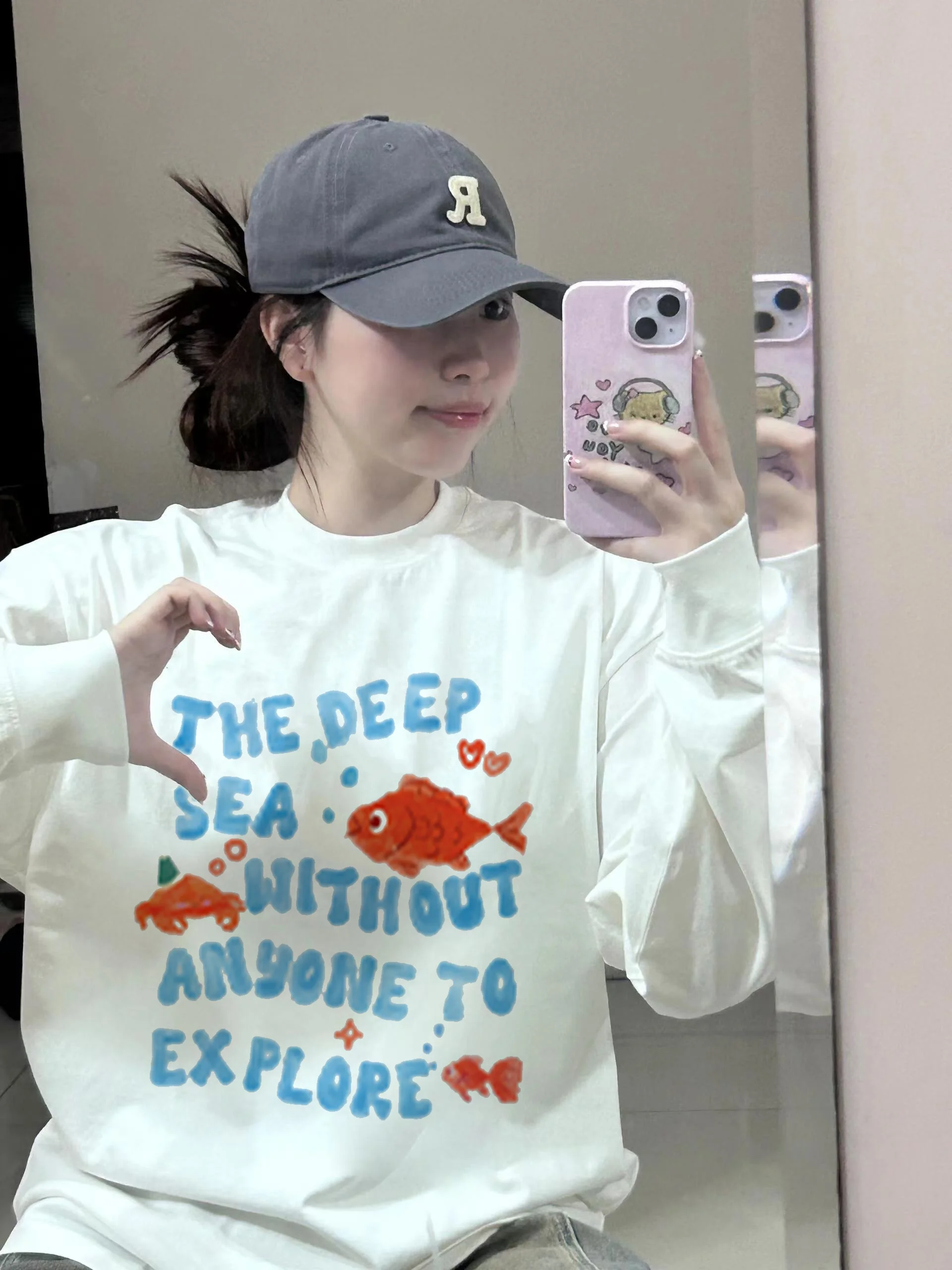 Damska koszulka plus size z nadrukiem złotych rybek, z czystej bawełny, długa, luźna, codzienna, na wiosnę i jesień, biała bluzka, do noszenia pod spód, bazowa koszulka.