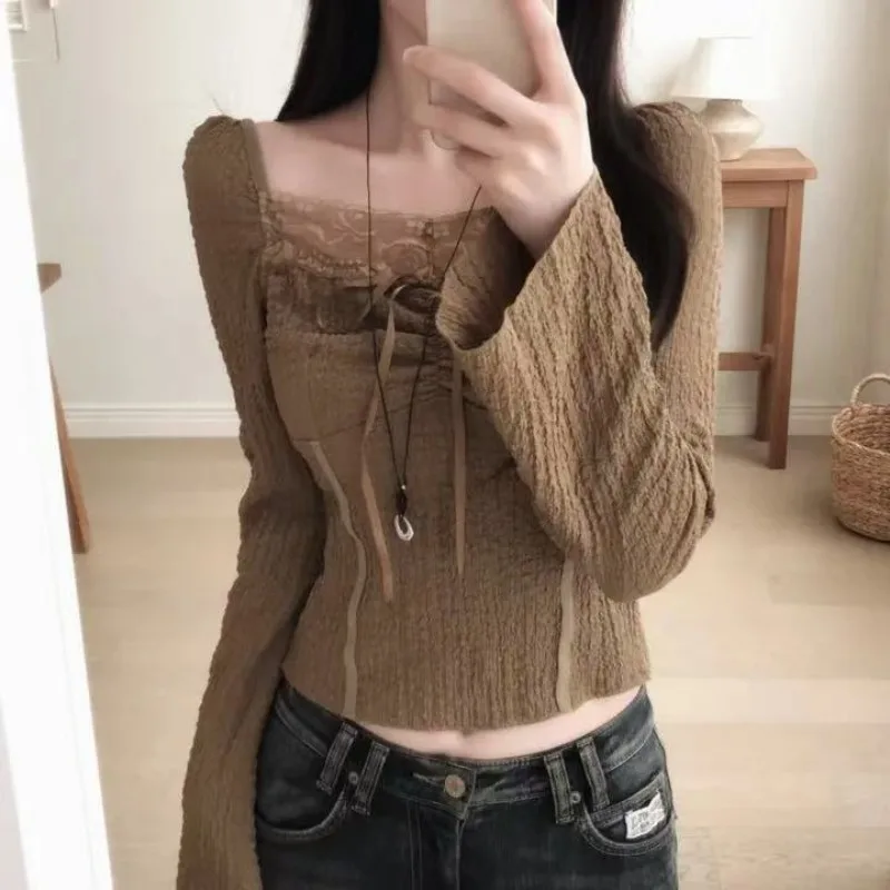 Early Autumn Lace Splice Slim Fit Bell Sleeve T-Shirt Women Base Layer Square Collar Texture Sensation Hot Girl Style Polyest...
