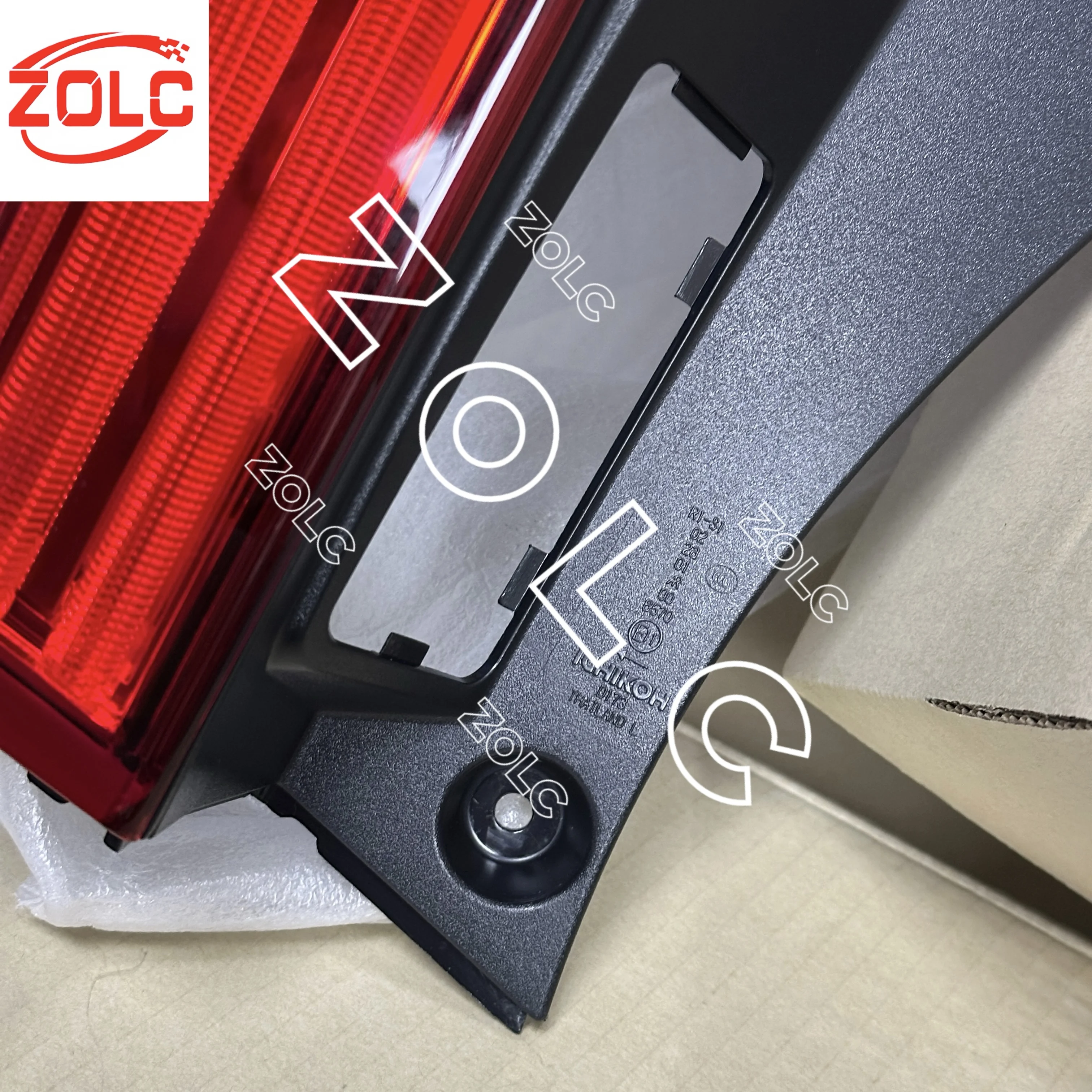 8330A989 8330A990 Tail Light for Pajero Montero Sport 3 2016-2019
