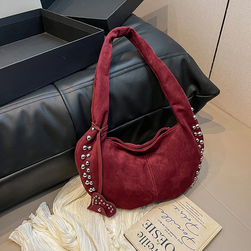 

Autumn Winter New Imitation Suede Underarm Bag European American Rivet Handbag Retro Versatile Commuter Y2K Style Shoulder Bag
