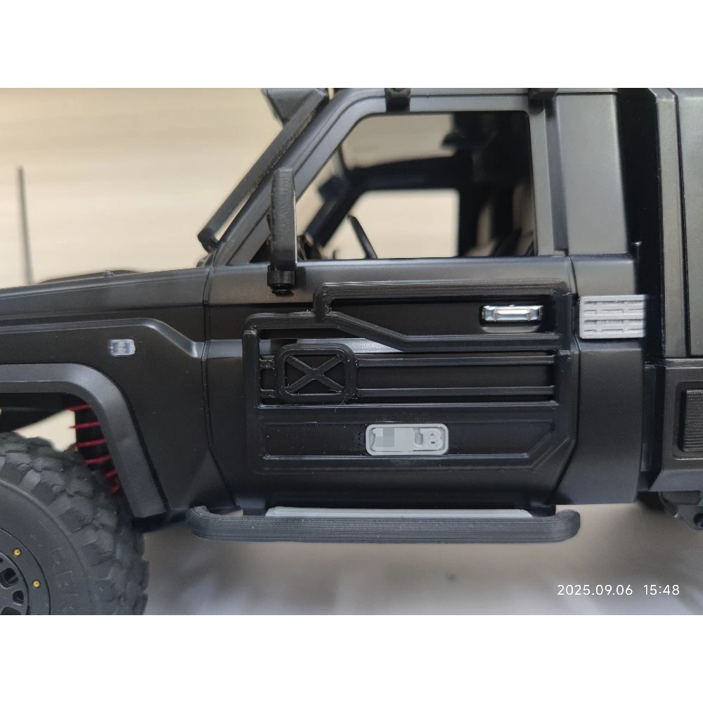 RC Off‑Road Crawler Door Guard Panel 1/12 Scale Custom‑Fit For MN82 MN82PRO MN82S Mecha‑Style Cosmetic Exterior Upgrade Parts