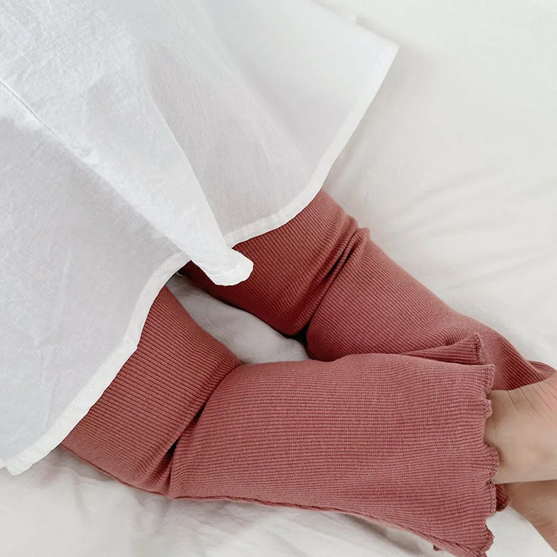 سراويل أطفال بفتحة أمامية واسعة ، أحادية اللون ، عصرية ، صغيرة ومتوسطة الحجم ، نمط الخريف ، ملابس جديدة ، كورية