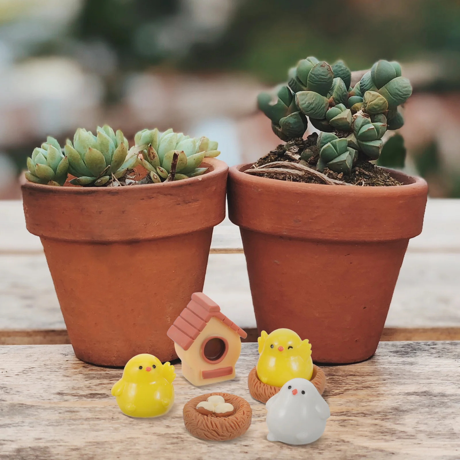 

1 set Mini Chicken Ornaments Resin Small Chicken Figurines Cute Animal Decor For Garden Bonsai Micro Landscape