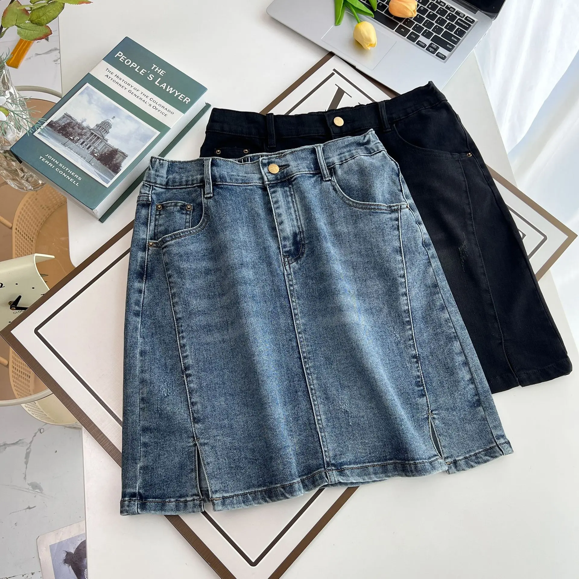 Rok Denim wanita pinggang tinggi, rok belahan kasual elastis tipis longgar ukuran besar baru musim panas