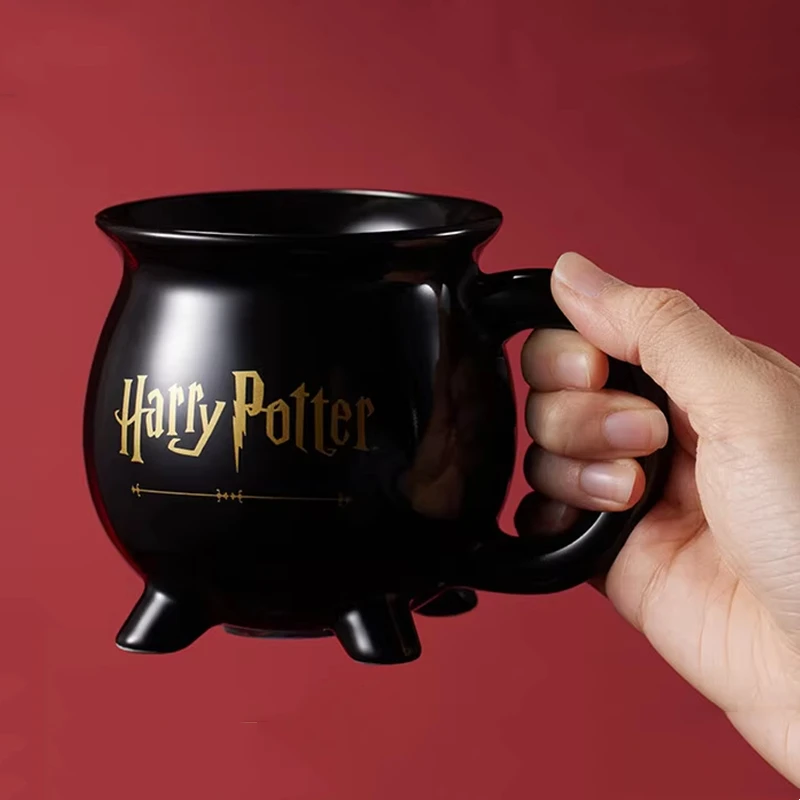 MINISO Harry James Potter Series Four-legged Special-shaped Ceramic Cup Movie Peripheral Coffee Cup Children's Toy Birthday Gift