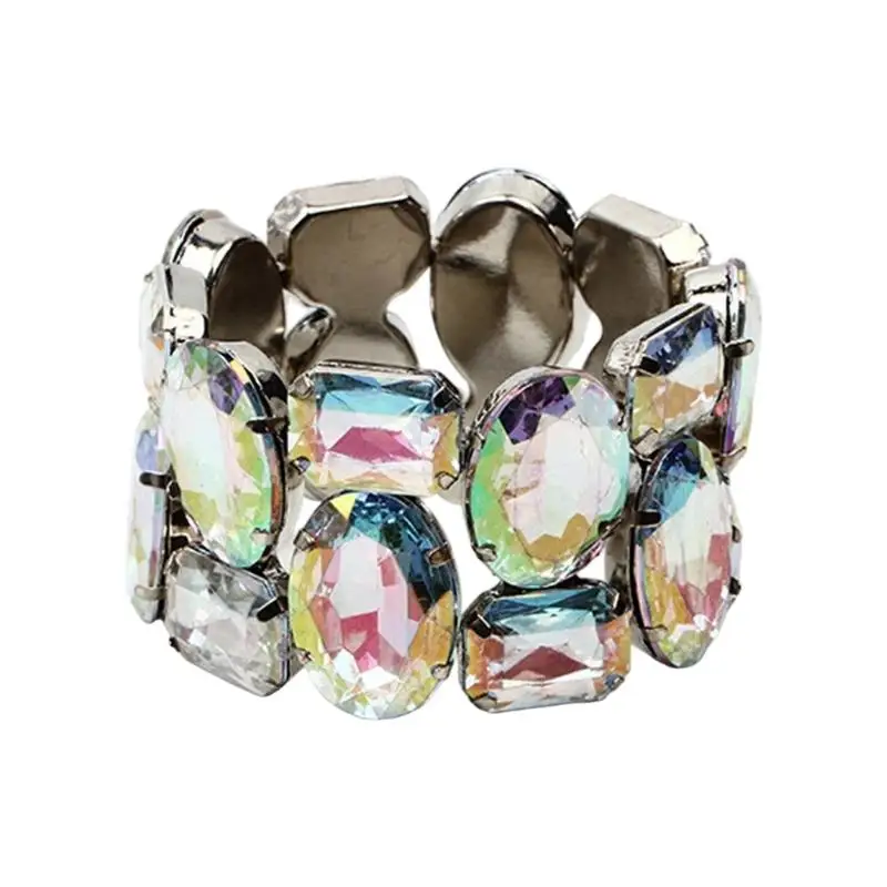 A52E Elegantes breites Stretch-Kristall-Brautarmband mit bunten Strasssteinen für die Hochzeit – Detail 9