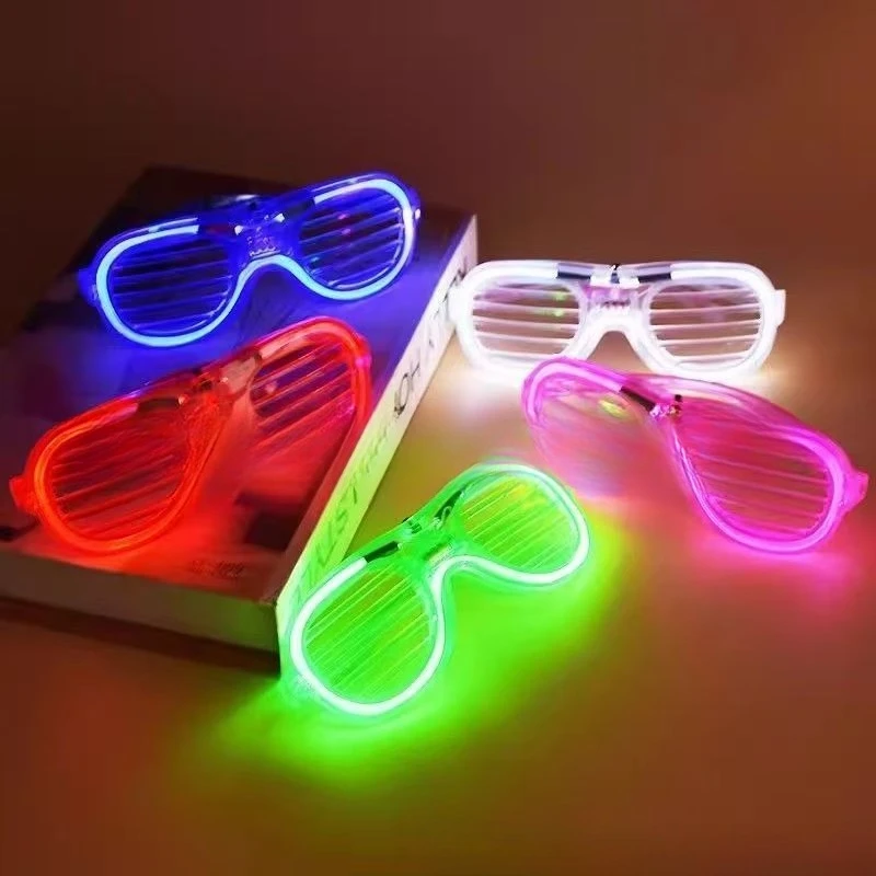 نظارات LED تأثير أعمى البندقية الباردة تضيء نظارات بار KTV الدعائم الحفلات الحفل الهذيان أضواء يمكن ارتداؤها مهرجان الملحقات