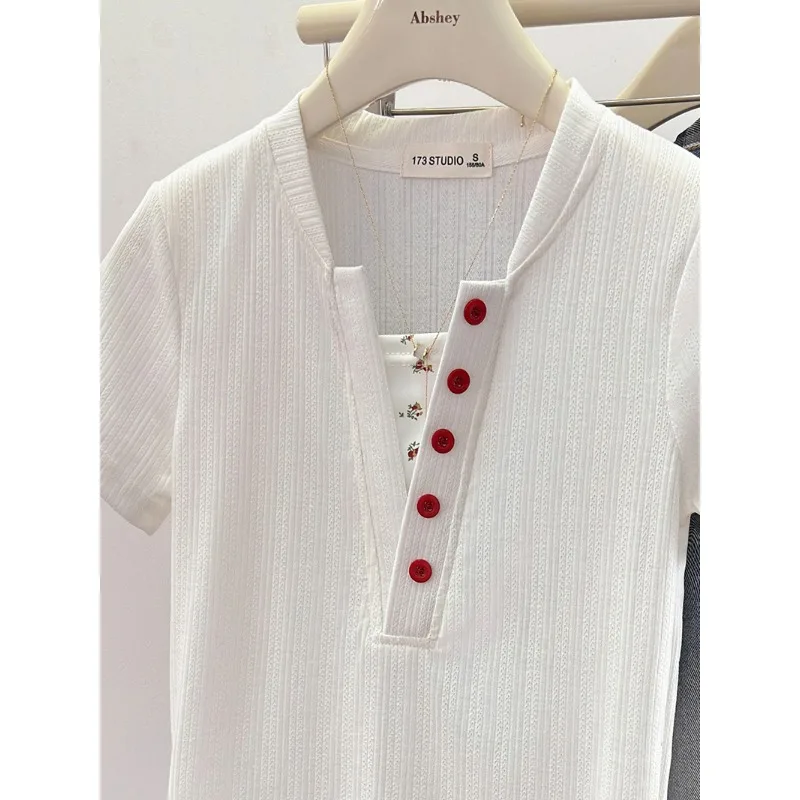 Chic White Front Shoulder Red Button Fake Two-piece T-shirt Summer New Slim-fit Versatile Short-sleeved Women's Top