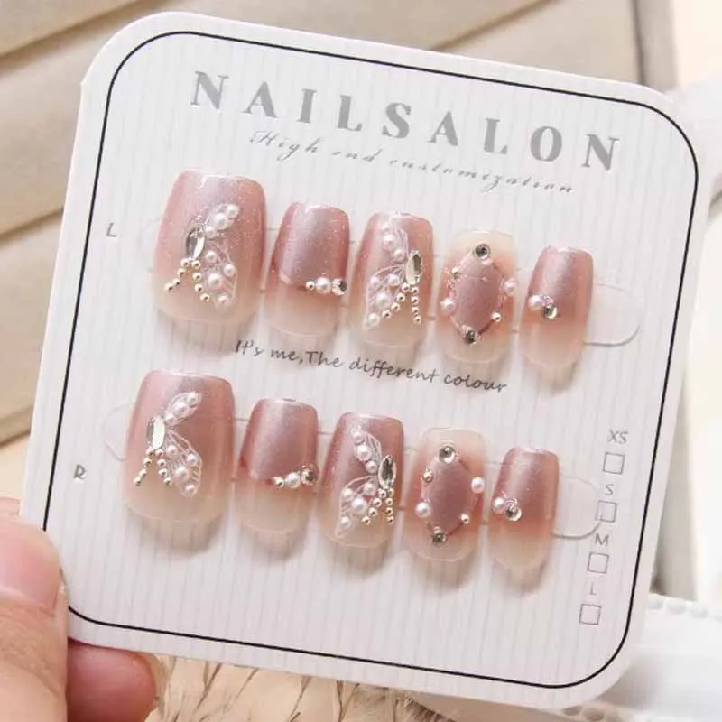 10 pezzi stile francese dolce carino fiori in rilievo 3D e farfalla con diamanti stampa fatta a mano sulle unghie unghie finte adesivo per unghie