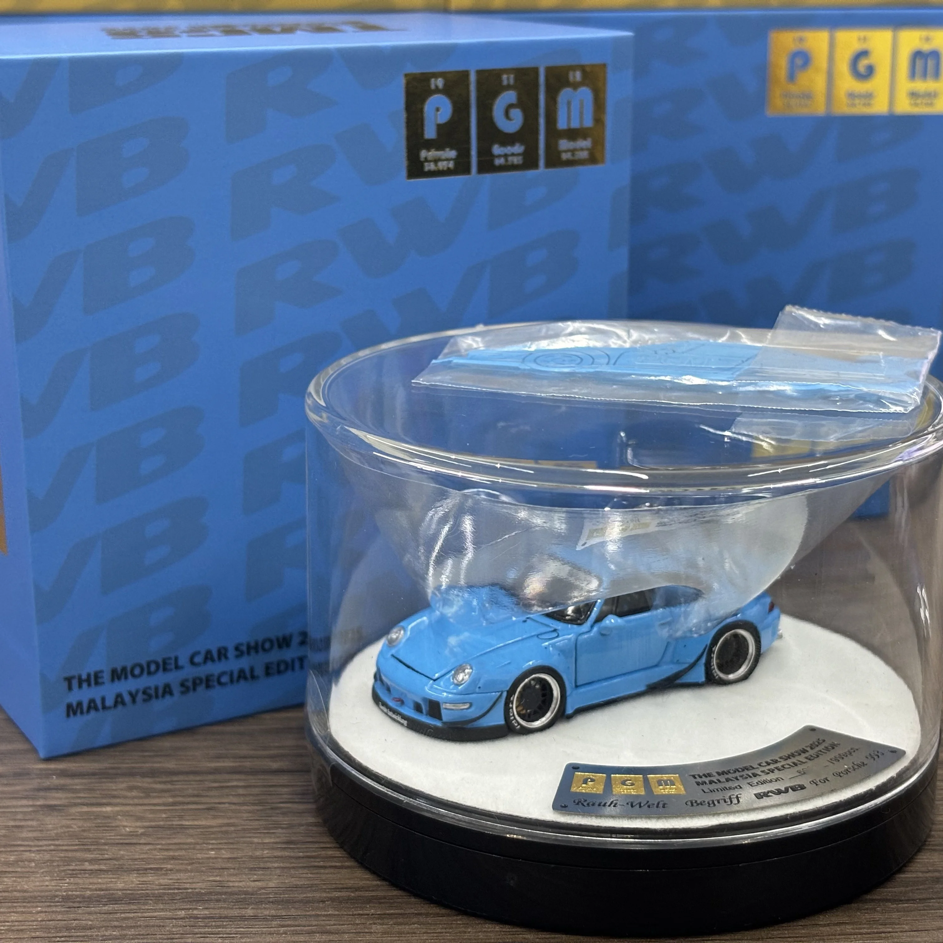 

Stocks PGM 1:64 RWB 993 Blue Color Diecast Fully-Opened Malaysia In 2026 Collection Gift Scale Model Car