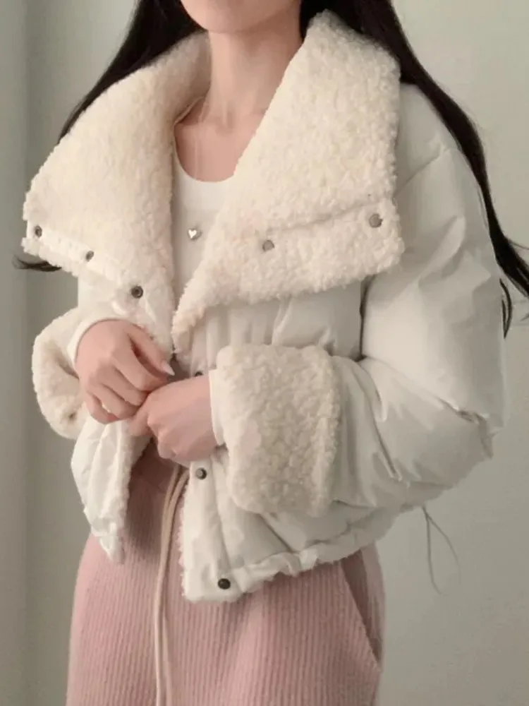 시크한 겨울 두꺼운 긴 소매 양털 코튼 재킷 드로스트링 숏 브레드 스타일 여성용 한국 버전 출퇴근 코트
