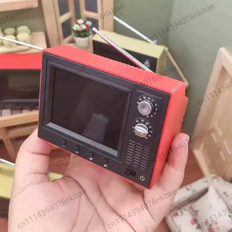 2.4 Inch Mini Retro TV, Functional Tiny Portable Television Player, U Disk Supported for Miniature Scene Decoration