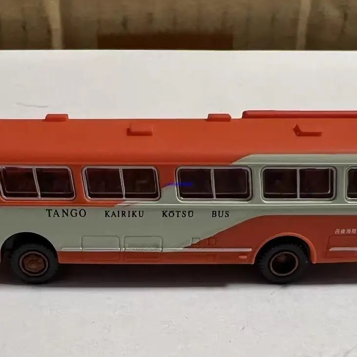 

Модель японского автобуса TOMYTEC масштаба 1/150 N