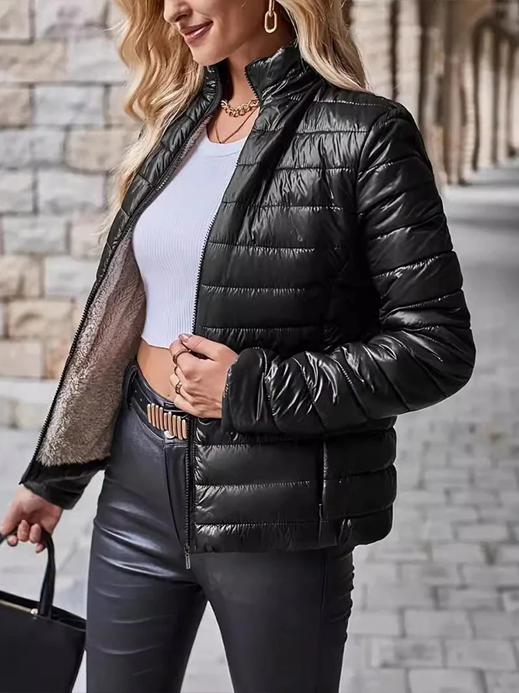 Jednobarevná štíhlá dámská bunda s krátkými kapsami v korejském stylu, teplá stojáček, dámské bundy, podzimní ležérní módní dámské oblečení - náhled 3