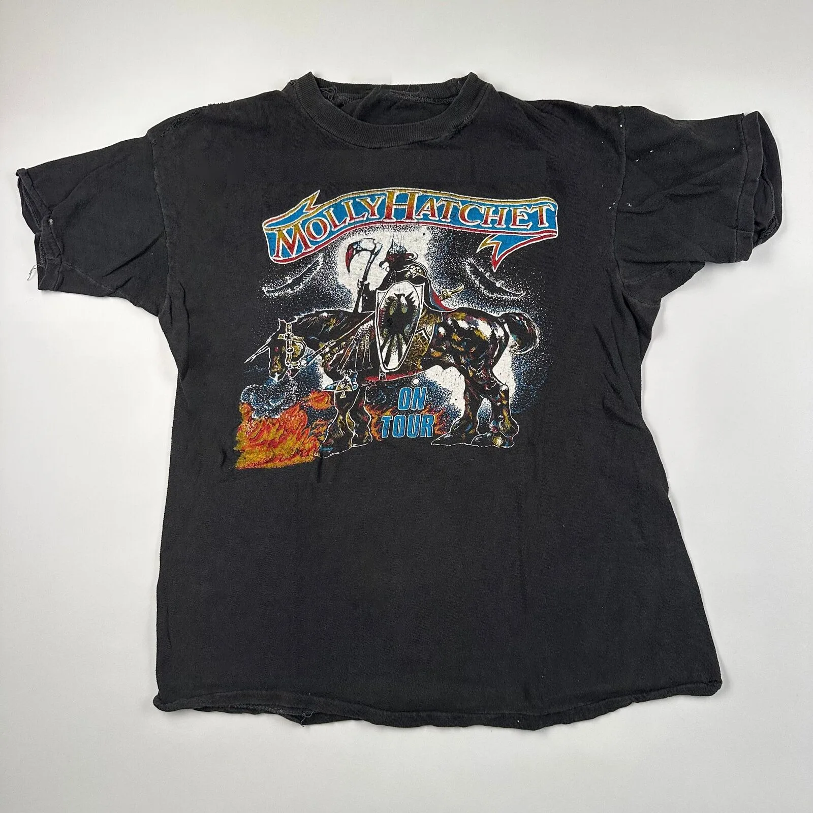 

Molly Hatchet Band On Tour Short Sleeve Unisex Cotton T-Shirt Black BO416