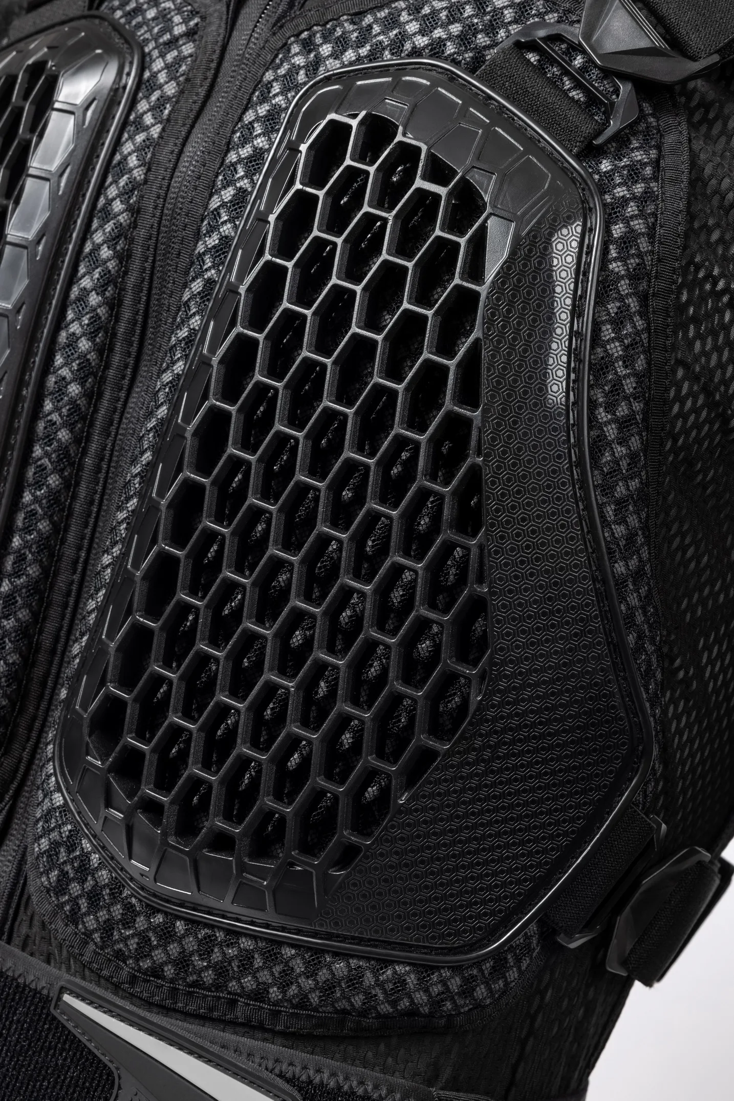 سترات دراجة نارية للرجال درع دراجة نارية قابل للتنفس ومقاوم للصدمات بدلة واقية مع حماية خلفية للدراجات النارية