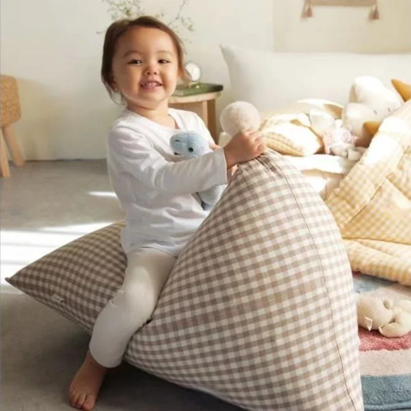 INS Baby Bean Bag sofá Bola de Pelo siesta a cuadros lindo triángulo perezoso tumbado asiento taburete silla de bebé Tatami decoración de la habitación de los niños