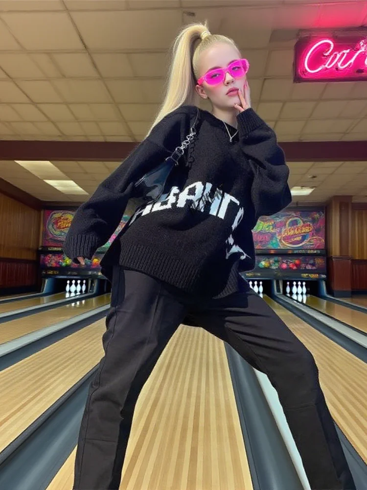 Y2K Women's Winter Loose Fit Printed Sweater Comfortable Casual Knitwear for Seasonal Fashion