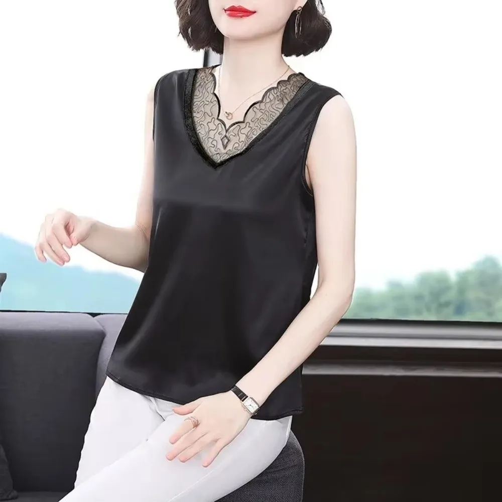 Elegant Women Summer Tanks Lace Collar Border V-Neck Lace Camis Vest Inner Wear Base Plus Size Option Fashion Sleeveless Tops