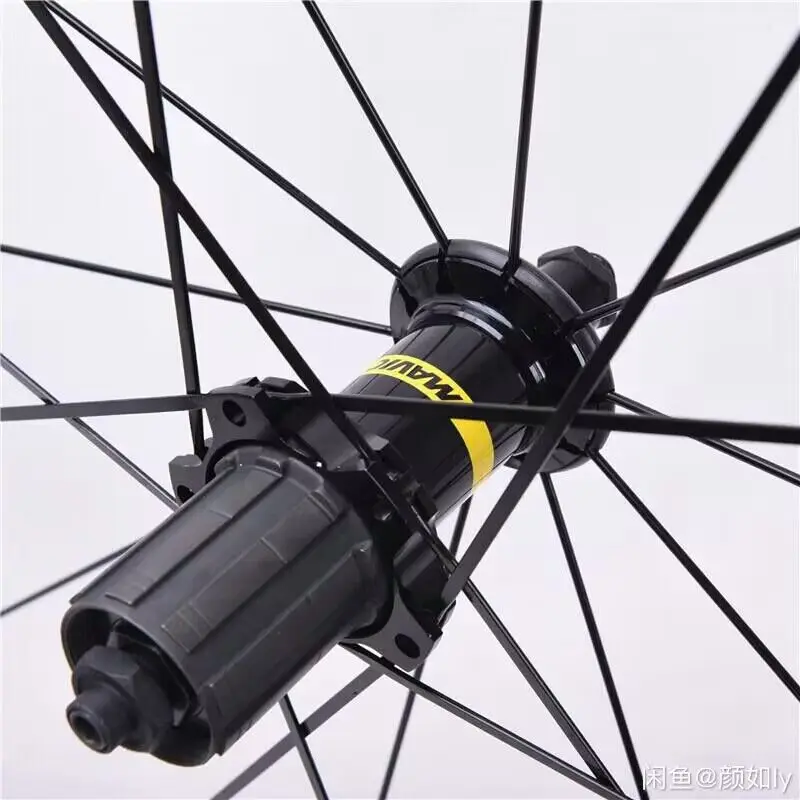 Paire De Roues 700C Ultra-légères - Jantes 30mm Rayons Droits - Vélo Course/ville