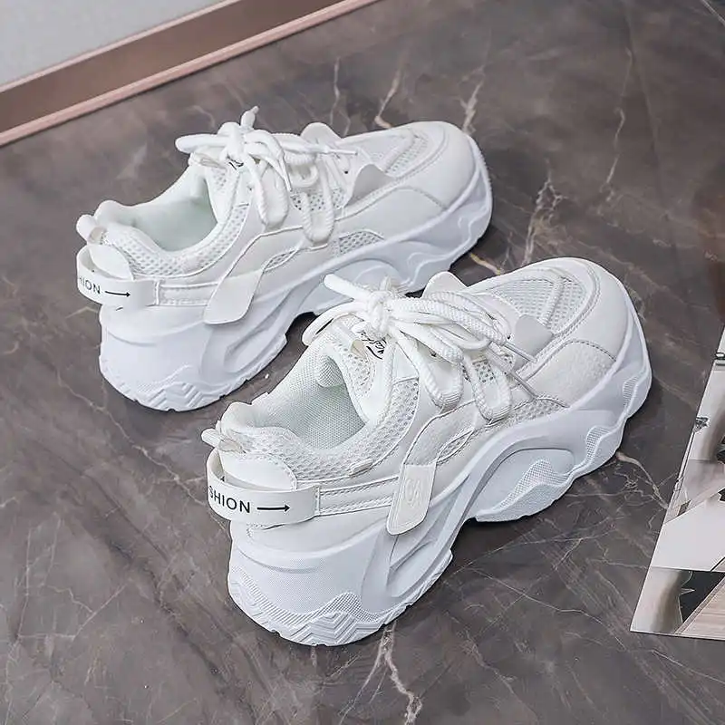 

Обувь из натуральной кожи. Женские кроссовки. Дизайнерская обувь для бега. Обувь для спортивных прогулок. 2025 лоферов на открытом воздухе. Новый сезон.