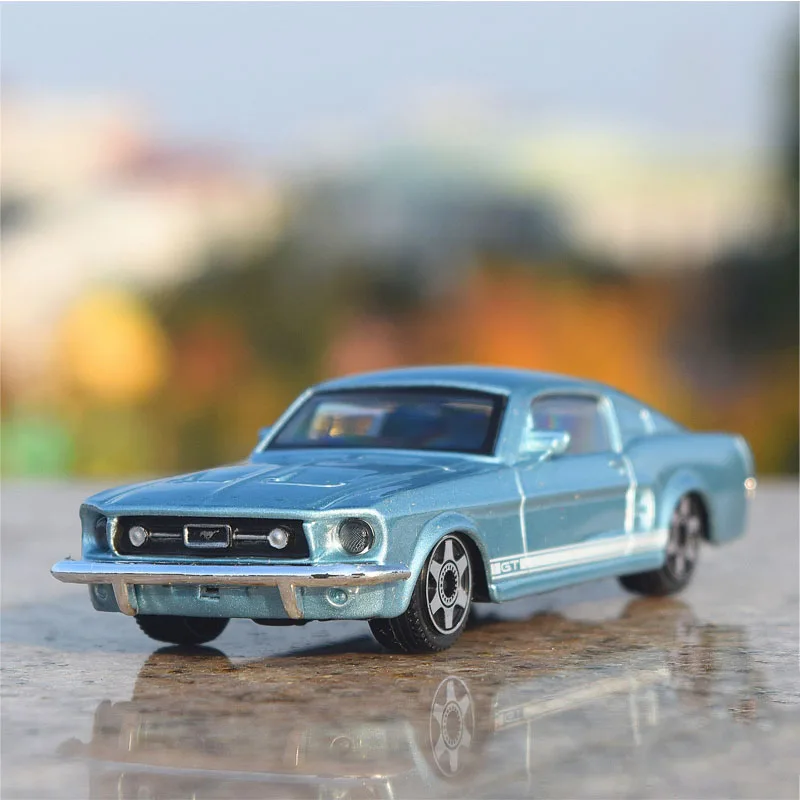 Bburago Diecast Legering 1:43 Ford Mustang Geel & Blauw Sportwagen Klassiek Model Volwassen Collectie Display Ornament Gift Souvenir