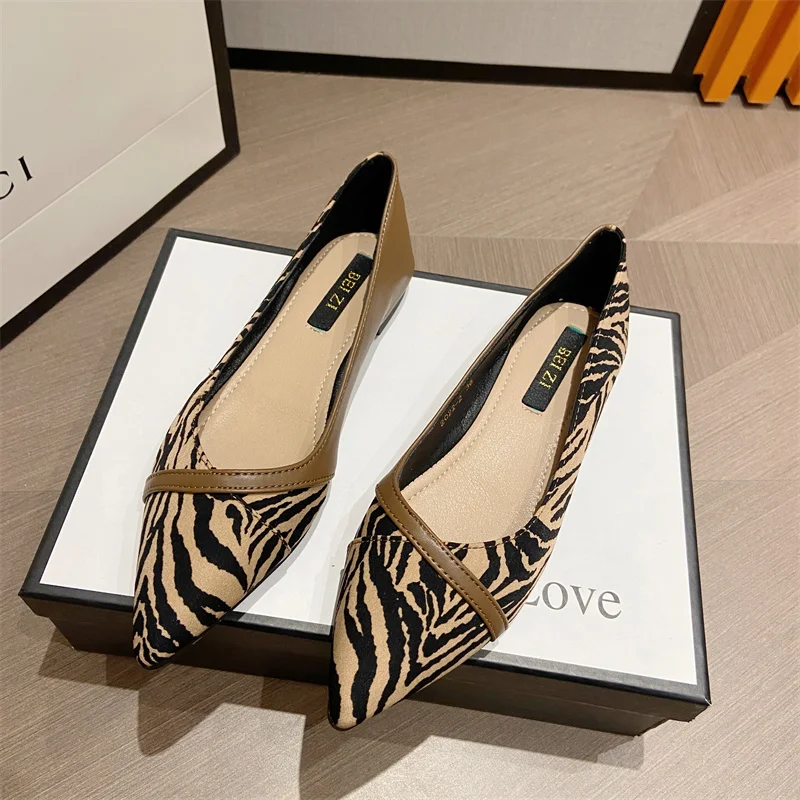 Women Flats 2023 New Spring Summer Casual Shoes Daily Wearing OL Working Shoes Pointed Head Size 35-41 All Match Pu Leather