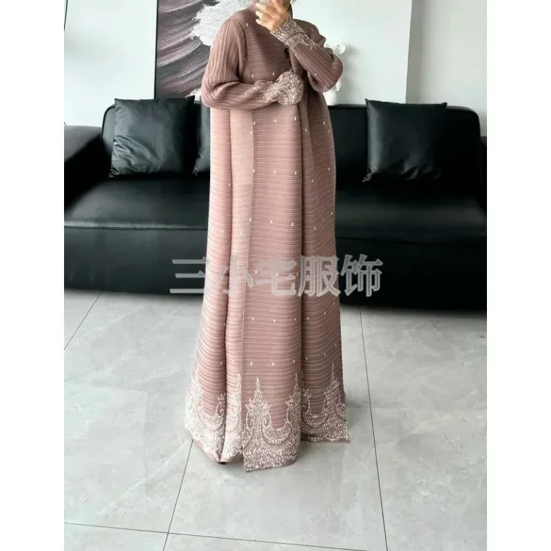 Autumn and Winter New Abaya Fashion Lapel Pleated Long Sleeved Cardigan Windbreaker Jacket Saudi Abayas for Women