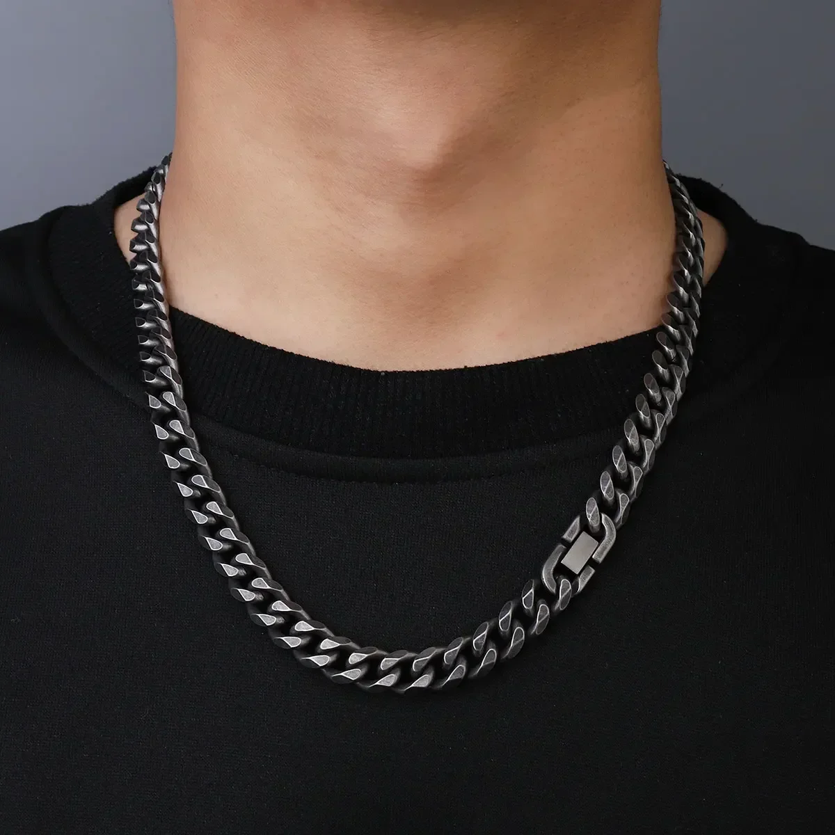 

Retro Gun Metal Black 10mm Figaro Chain For Men Women Hip Hop Six Sided Grinding Stainless Steel Jewelry Street Cool Necklace