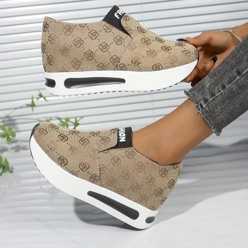 Women Flats Sneaker… - image