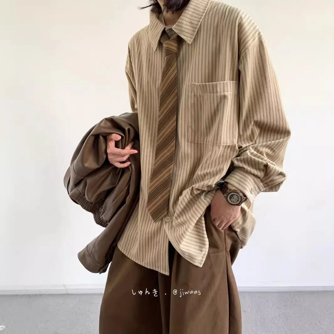 Herren Gestreifte Hemden 2026 Neue Frühling-Herbst Japanische Retro Gestreifte Hemden für Männer und Frauen Preppy Lässige Vielseitige Lockere Hemdjacke