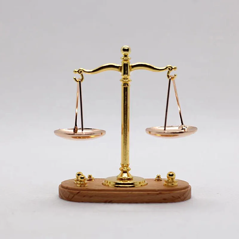 Vintage Mini Balance Scales Model Miniature Ornament Exquisite Dollhouse Antique Justice Scale Decoration Accessories Kids Gift