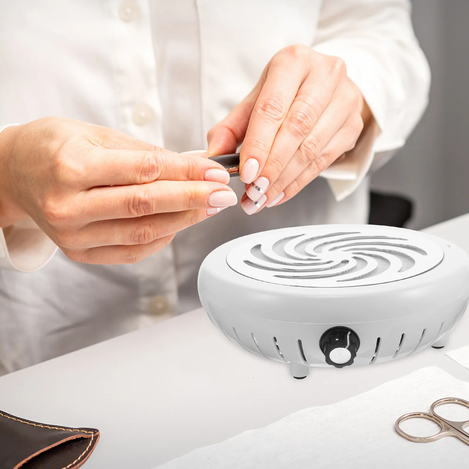 

Cleaner High Speed Adjustable Manicure Debris Collector For Salon Professional Electric Vacuum Debris Extractor Portable