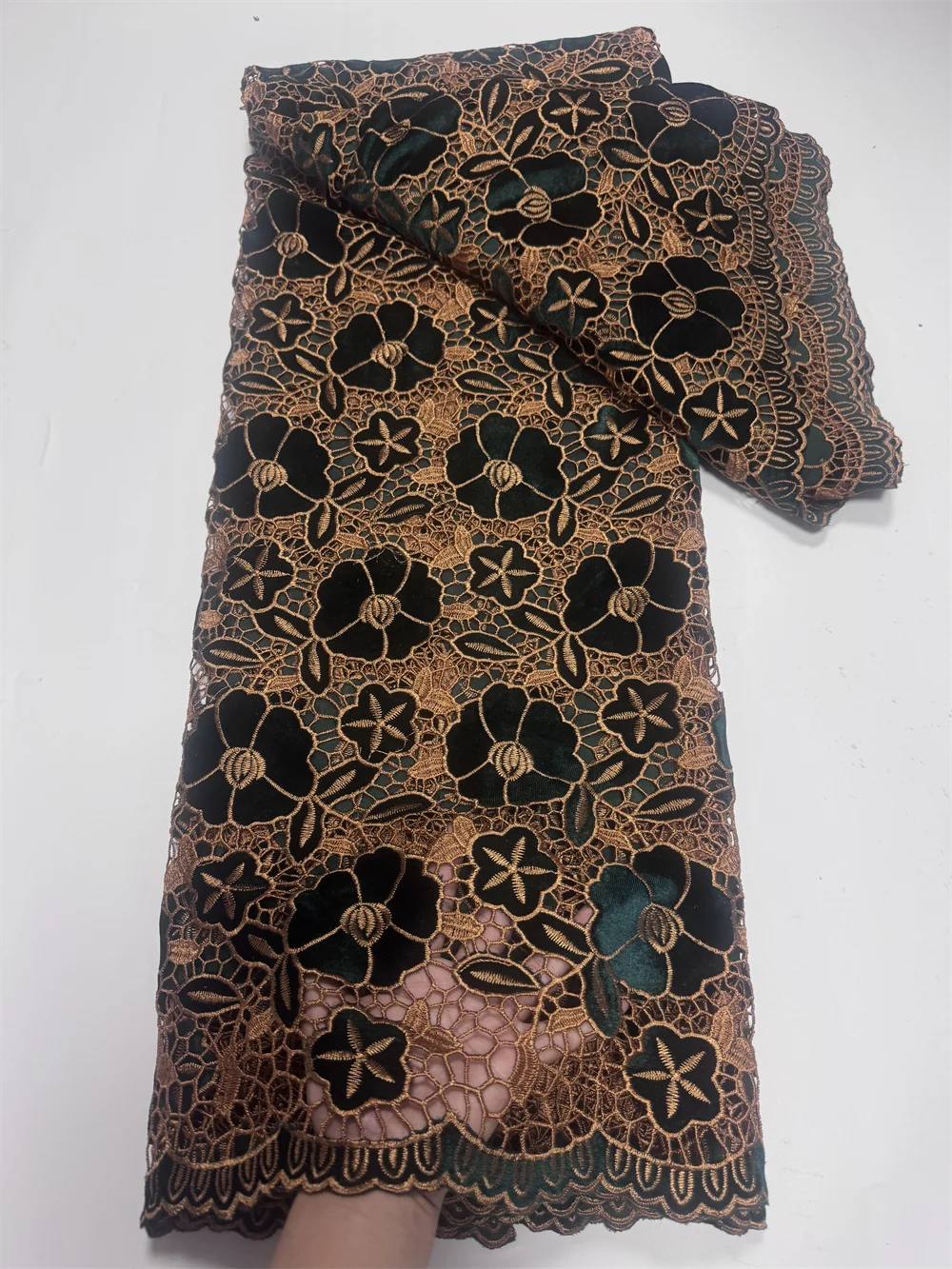 latest-african-cord-guipure-lace-fabric-african-velvet-lace-fabric-5yards-embroidery-nigerian-lace-fabric-for-wedding-dress-2026