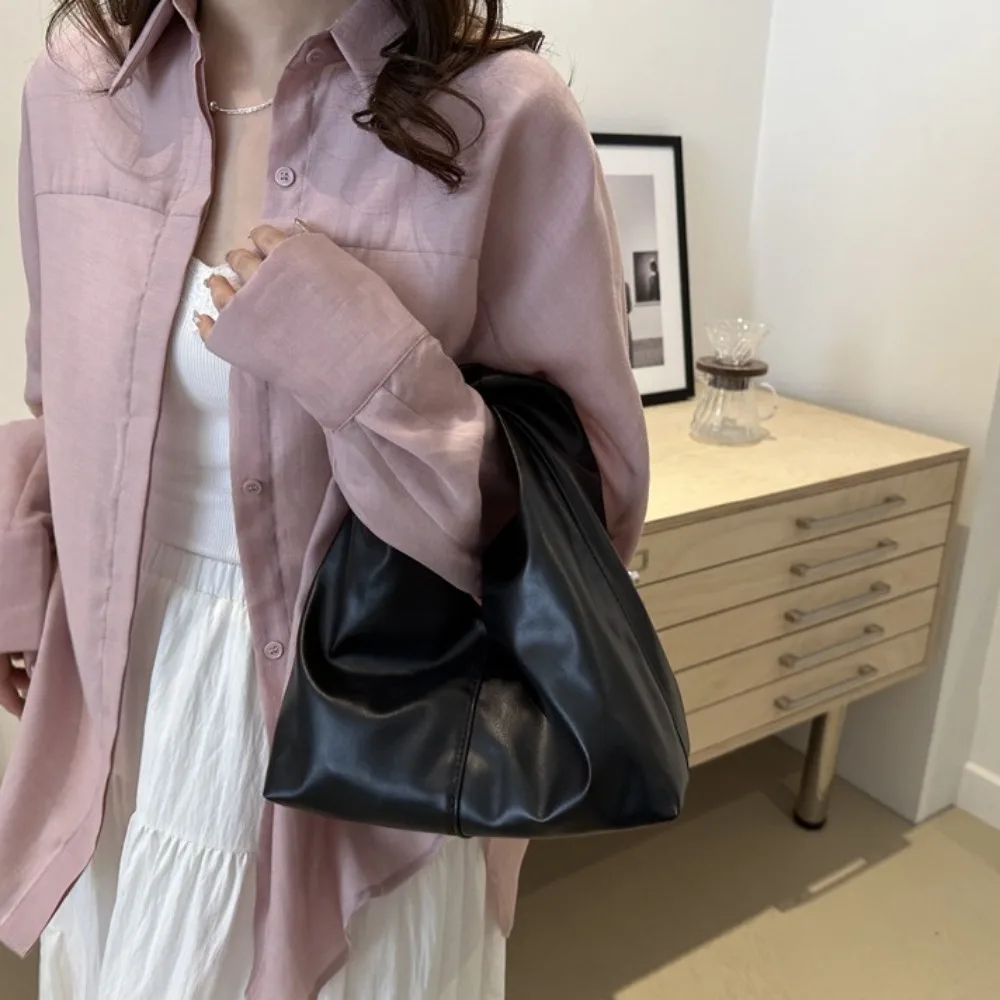 2024 New PU Leather Tote Bags for Women Luxury Niche Design Hobo Bag Women Handbag Simple Pleated Stylish Clutch Bag