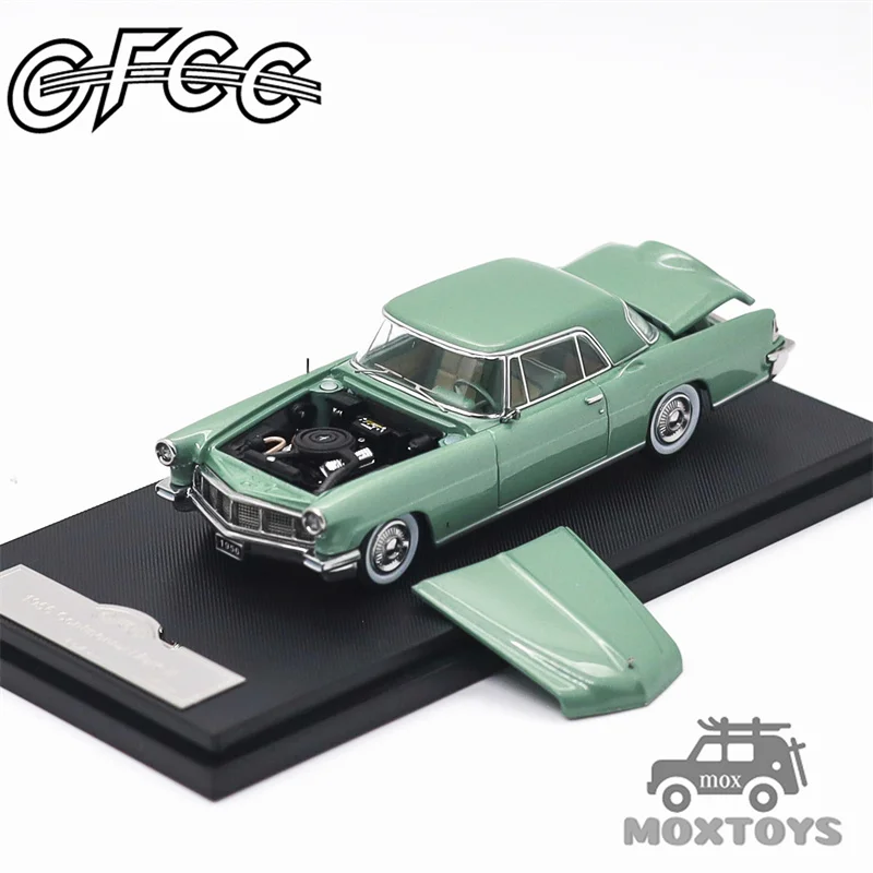 

GFCC 1:64 Lincoln Continental Green Diecast Model Car