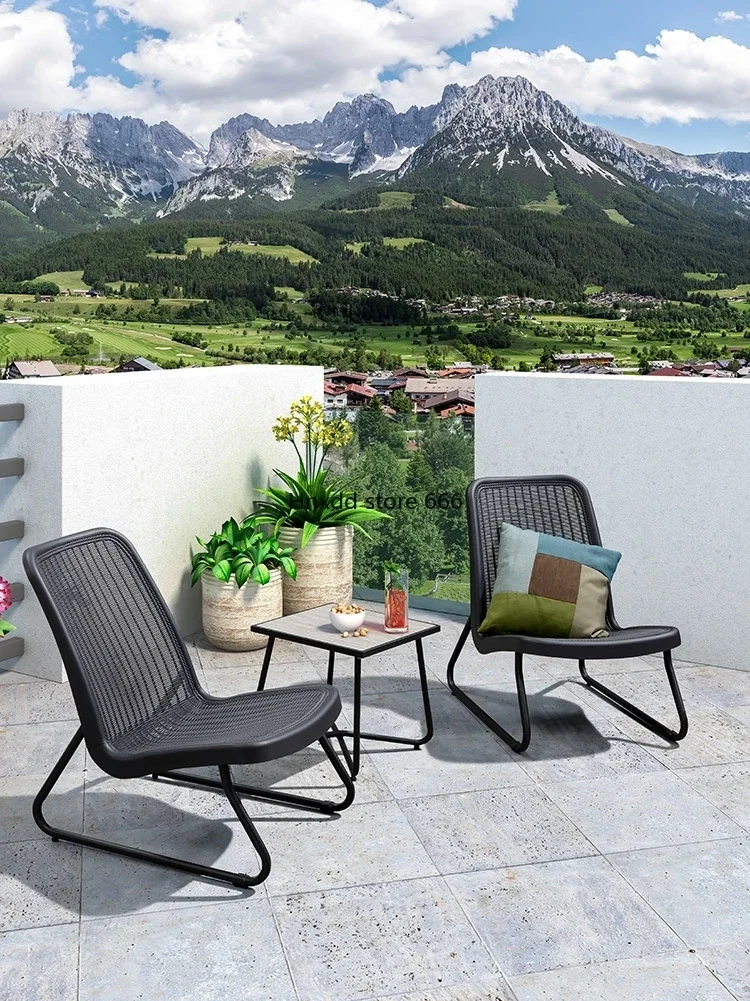 Outdoor simple modern mini one table and two chairs