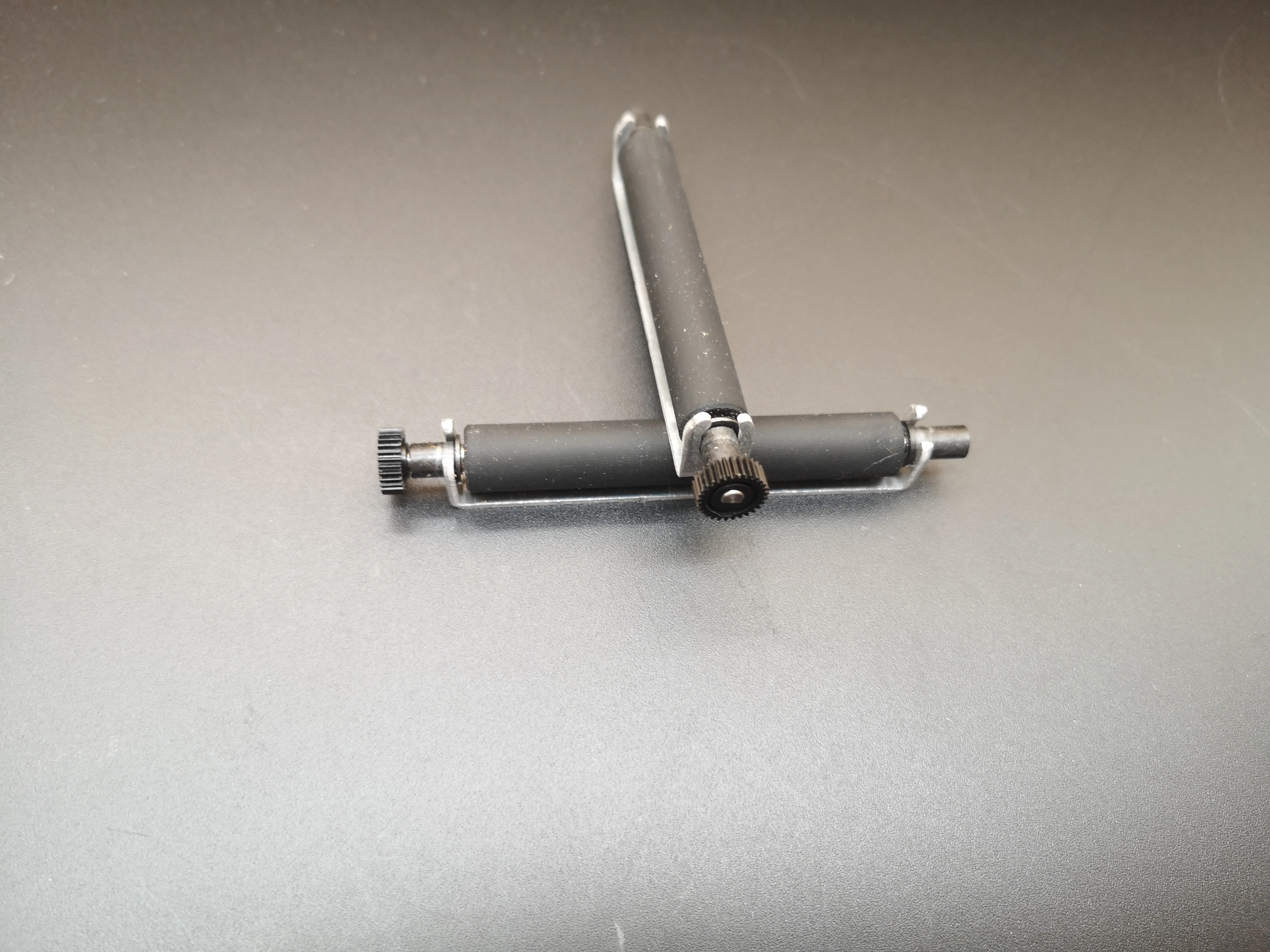 

LTPH245D-C384-E thermal printhead roller, cash register, For LTPH245 transfer shaft Paper shaft Platen shaft