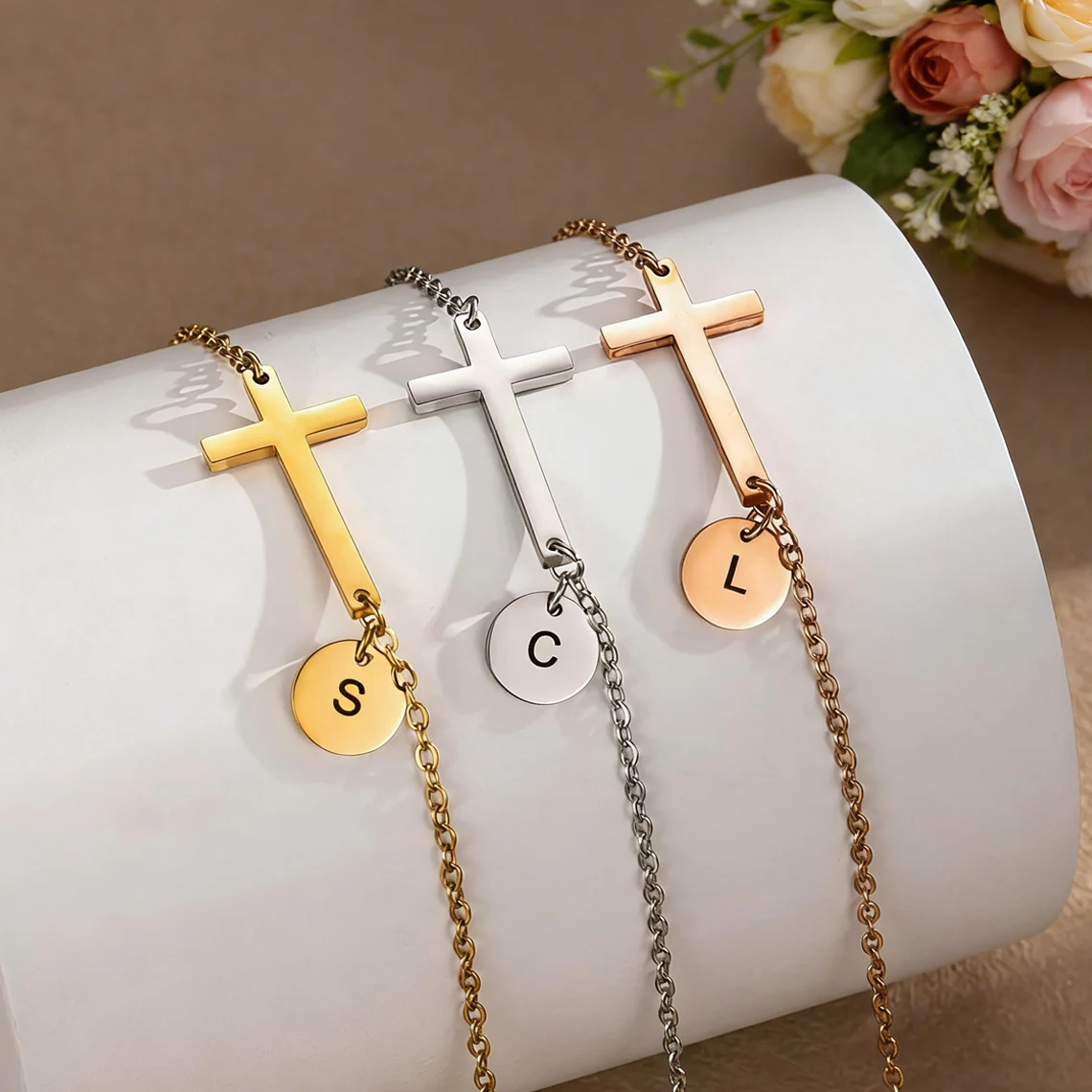 

Браслет с гравировкой имени и диском для женщин, из нержавеющей стали, с персонализированными инициалами, ювелирное украшение в подарок