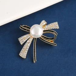 Hot Selling Natural Pearl 18K Electroplated Gold Color Copper Micro-inset Zircon Bow Brooch Ladies Holiday Dress Decoration