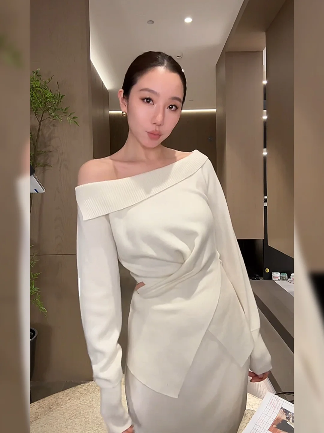 

Женский вязаный свитер LiHuiEr: Дизайн «Снежная Луна», простой повседневный стиль, длинный рукав, тонкая пряжа, стандартный крой, топ