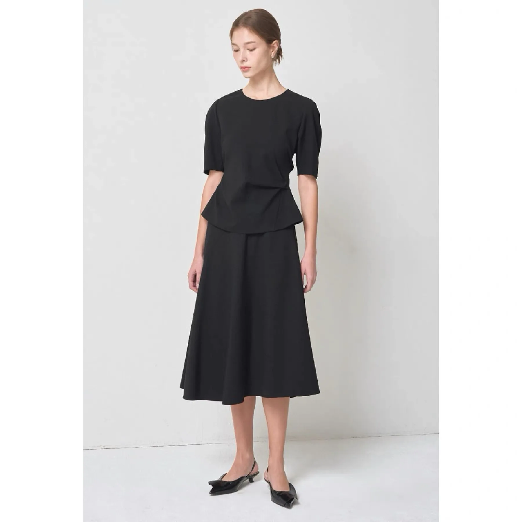 

Lemon Cheese MIN26 Spring High-End Pleated Waist-Cinching Short Sleeve Elegant Fashion Set with Half Skirt for Women