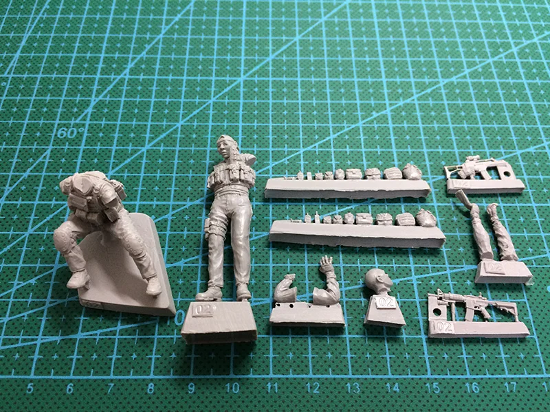 1/35 Scale Die-cast Resin White ModelSoldiers Need To Manually Color The Model Free Shipping