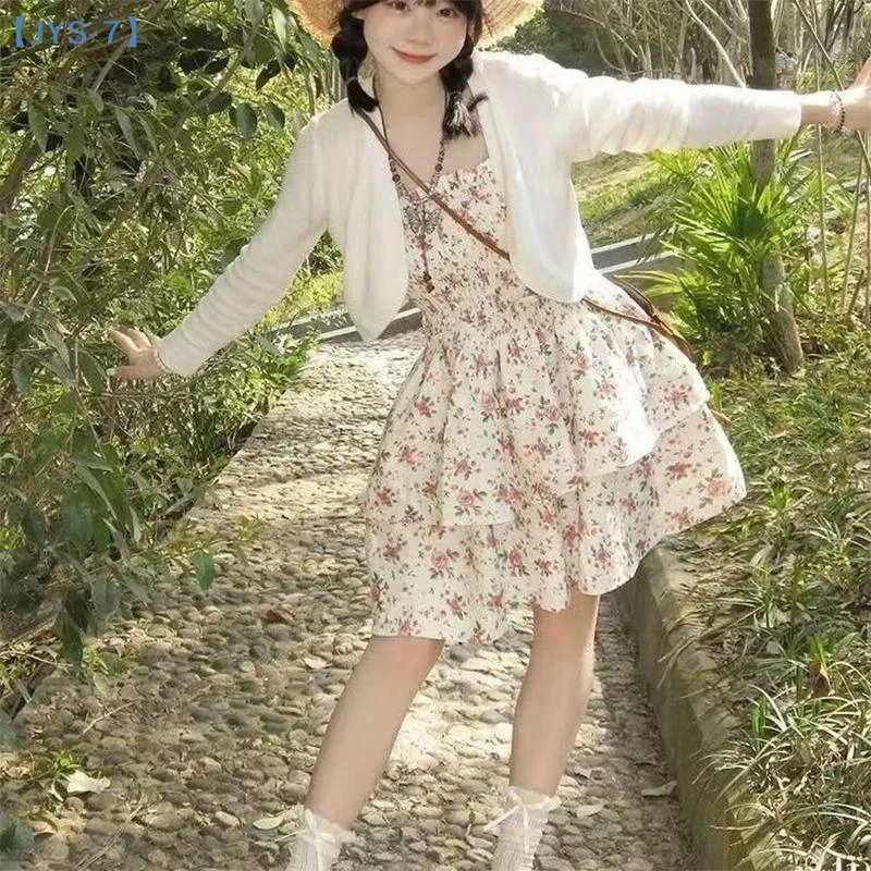 

Women's Sweet Waist Cinched Floral Dress Knitted Cardigan Top Set Summer Hot Sale Of The Season A- Line Skirt Two-Piece Suit Cas