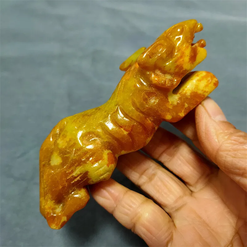 Craftsmanship Xiuyu Hand Carved Zodiac Tiger Stereoscopic Tiger Small Ornament