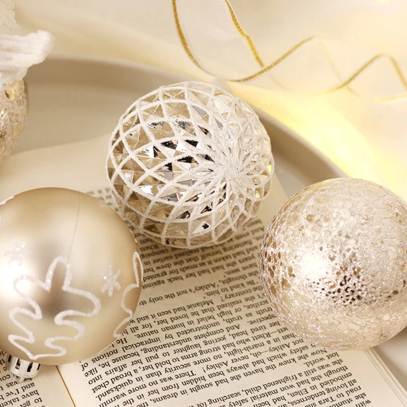 Durable Shatterproof Christmas Balls Ornaments in Champagne Gold and White Enhances the Beauty of Your Christmas Drop Shipping