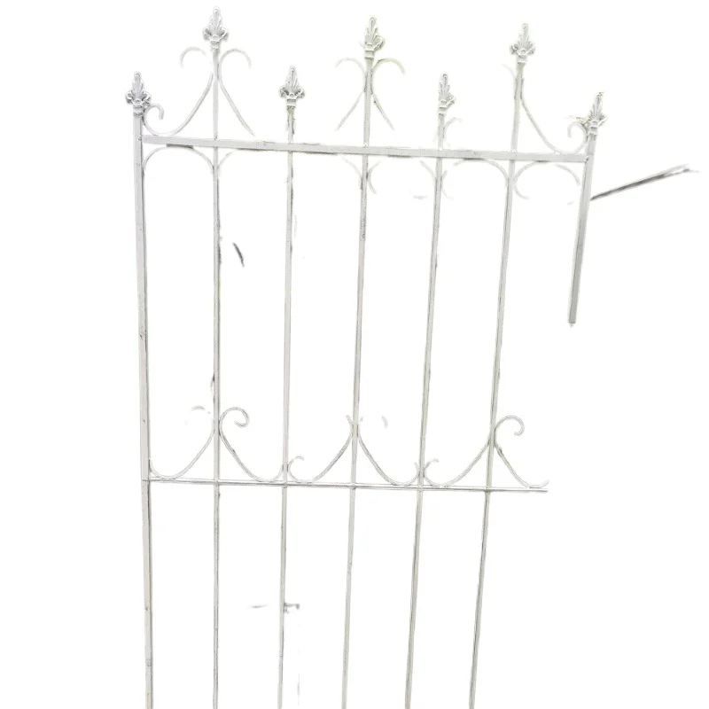 

Villa courtyard wrought iron spear fence climbing vine frame garden grocery balcony flower stand
