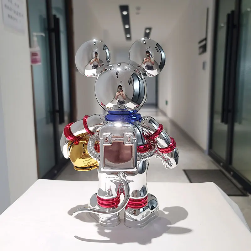 Futuristic mirror color electroplating cartoon mouse astronaut astronaut tabletop decoration trend toy gift