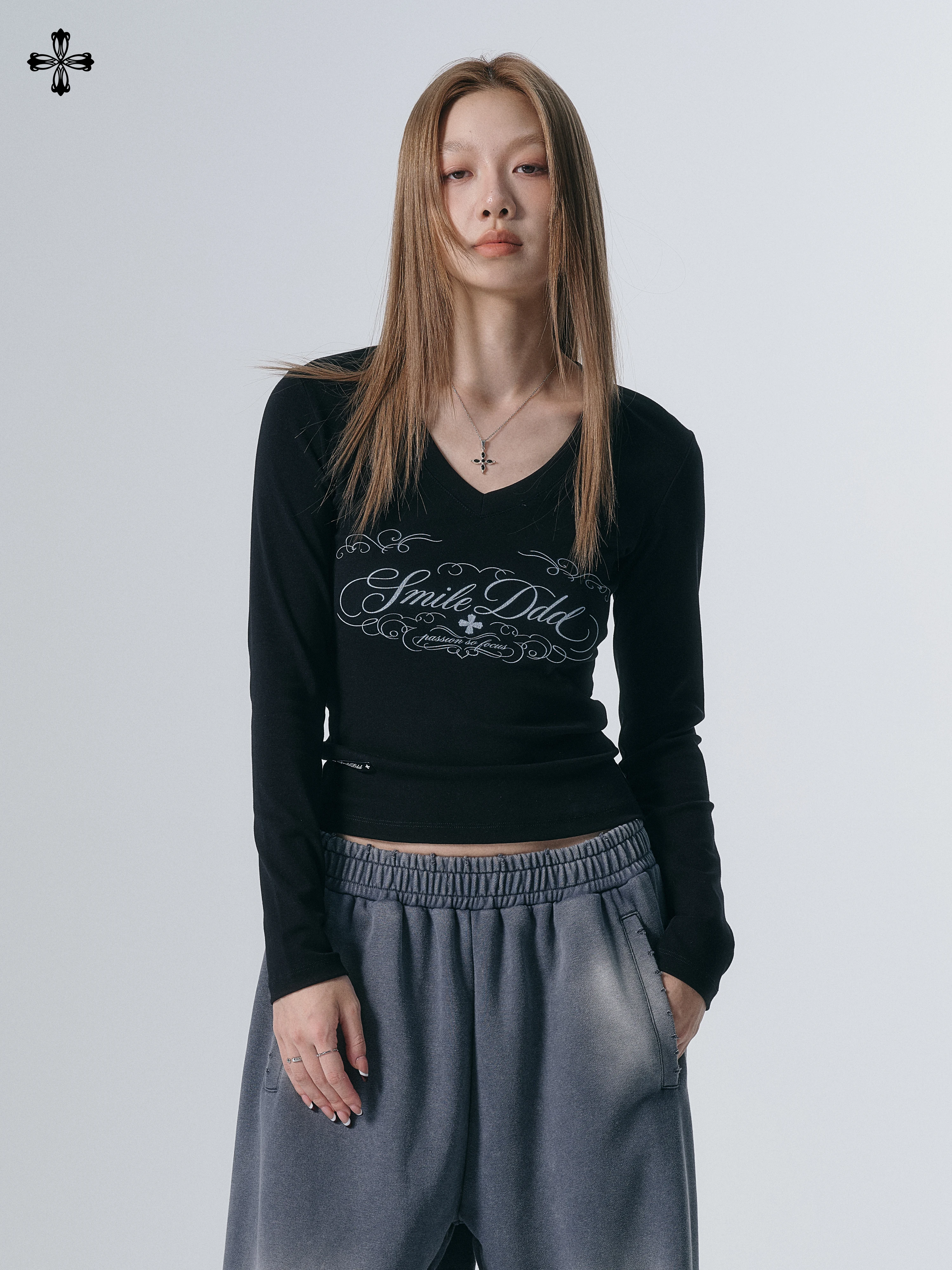Slim Fit Long Sleeve T-Shirt Women's Jazz Dance Style Letter Print V-Neck Comfortable Breathable Cotton Polyester Blend Tee