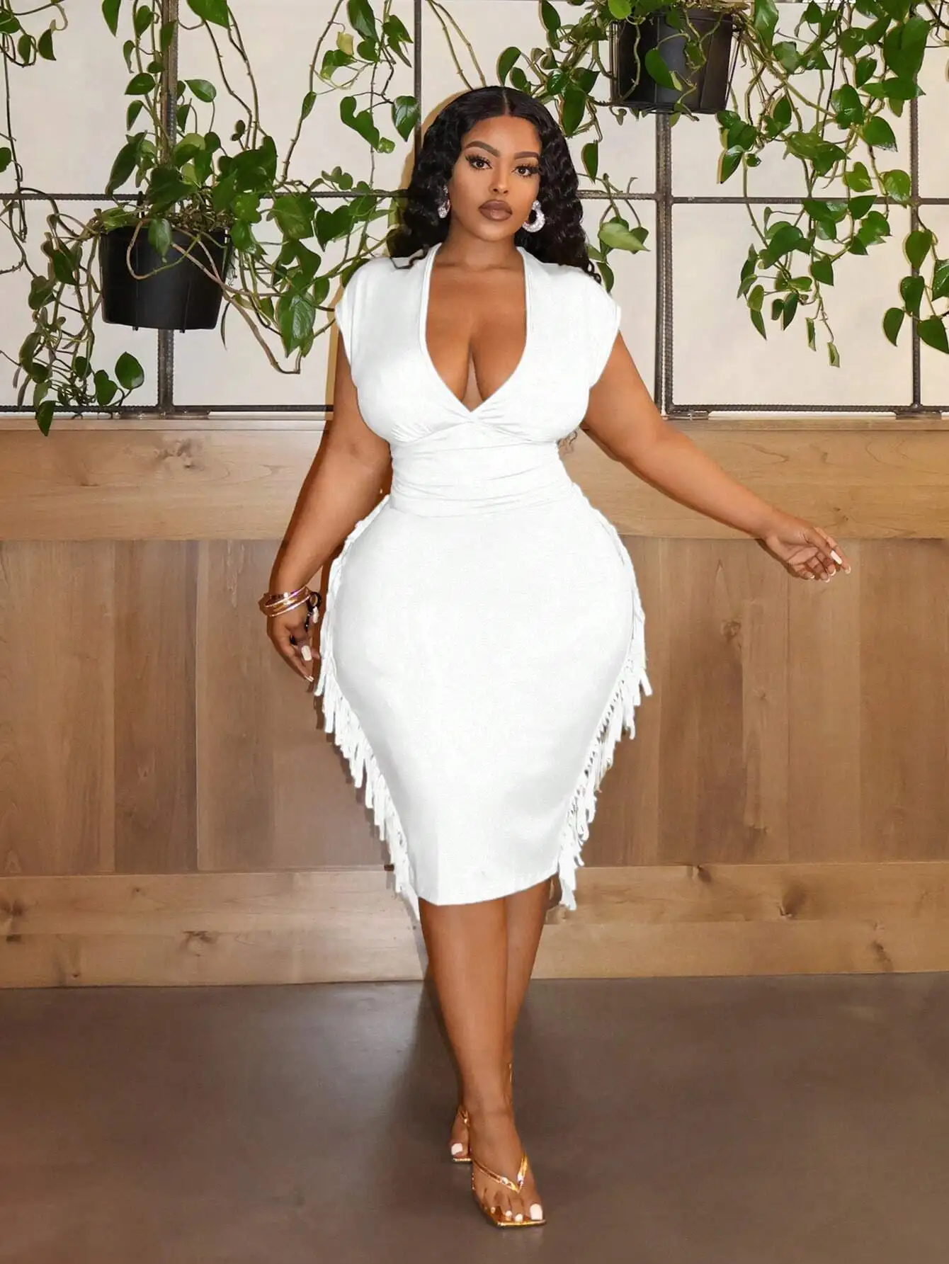 

Plus Size Elegant Solid Deep V-Neck Fringe Midi Dress For Party Graduation